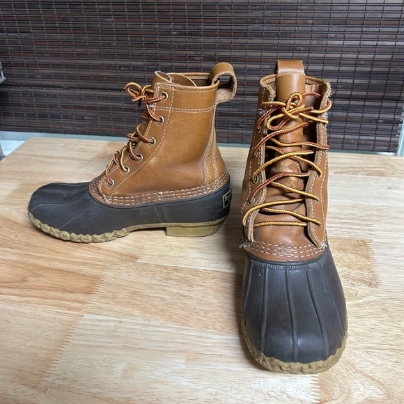 Women's Bean Boots Sz 6 - Picture 3 of 5